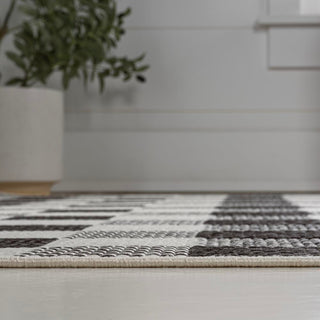 Courtyard Traditional Geometric Bold Gingham Indoor/Outdoor Area Rug