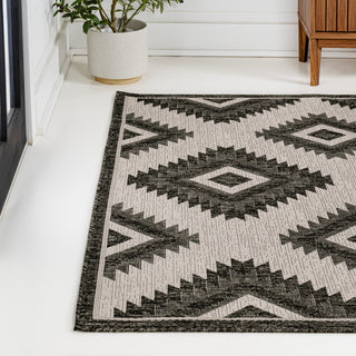 Antique Geometric Moroccan Diamond Indoor/Outdoor Area Rug