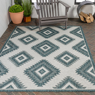 Antique Geometric Moroccan Diamond Indoor/Outdoor Area Rug