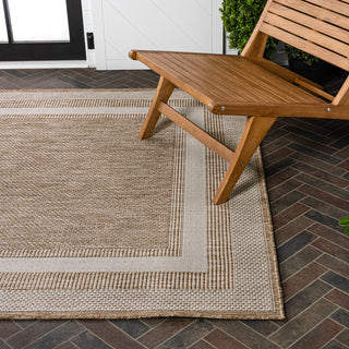 Thin Classic 3-Stripe Border Indoor/Outdoor Area Rug