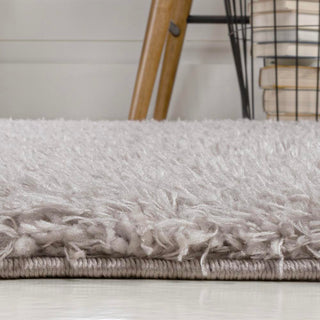 Martin Coastal Solid Glam Shag Machine-Washable Area Rug