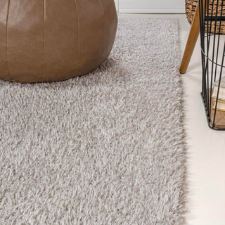 Martin Coastal Solid Glam Shag Machine-Washable Area Rug