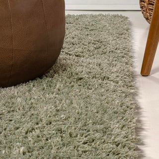 Martin Coastal Solid Glam Shag Machine-Washable Area Rug