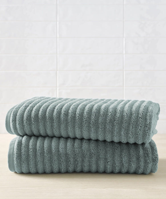 Mason Low Twist Ribbed Bath Towel - Set of 2 by Blue Loom