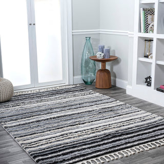 Qukla aprox. 5 ft. x 8 ft. Area Rug