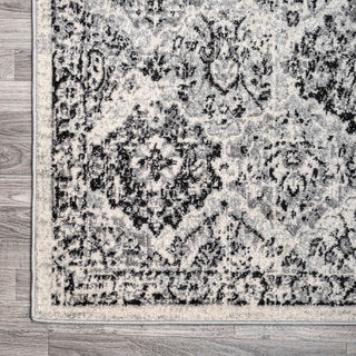 Komor aprox. 5 ft. x 8 ft. Area Rug